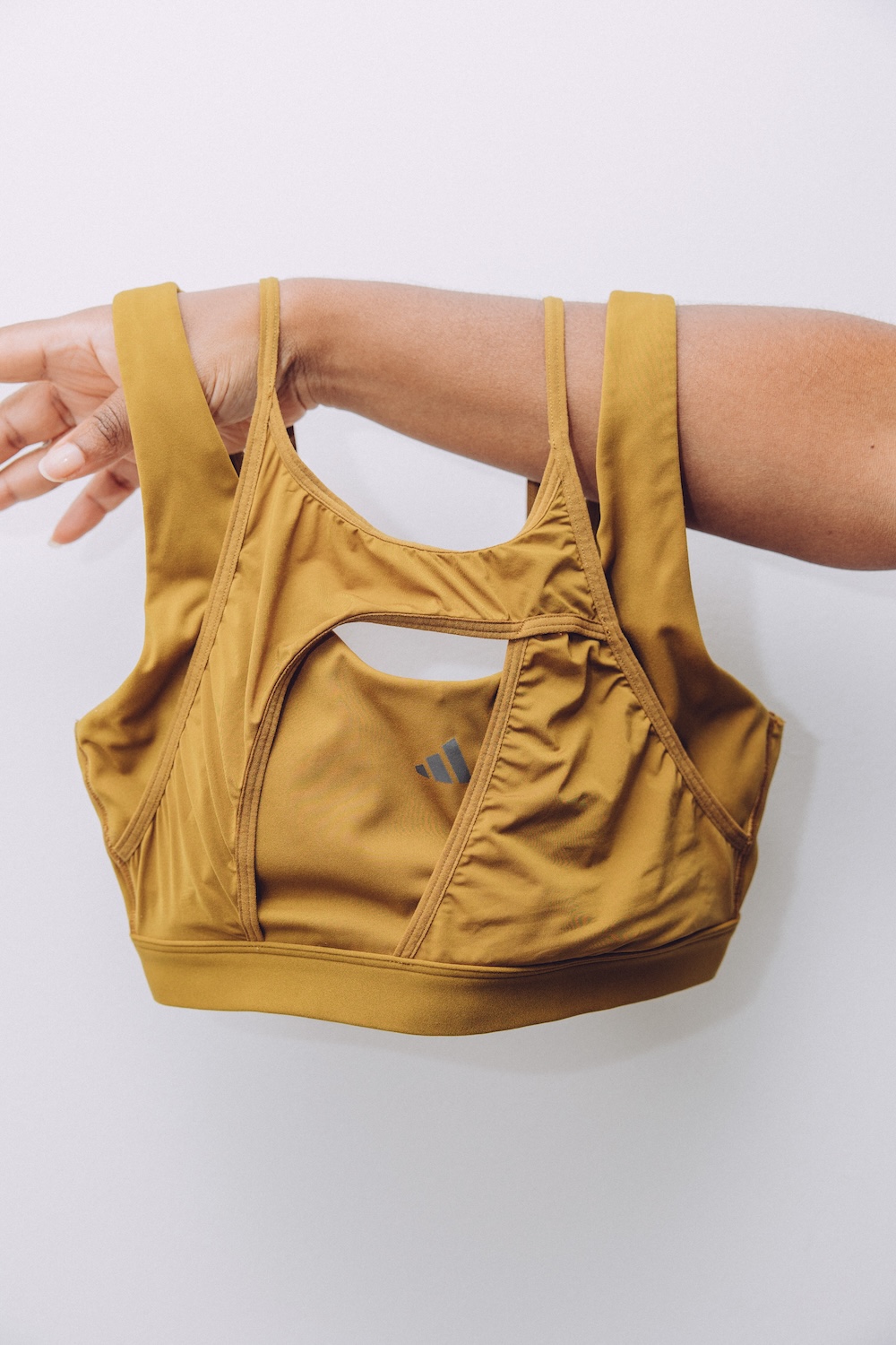 How To Wear A Sports Bra & Choose The Perfect Fit